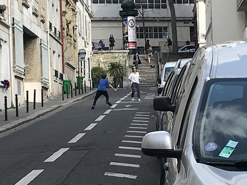 Rue secondaire à Paris
